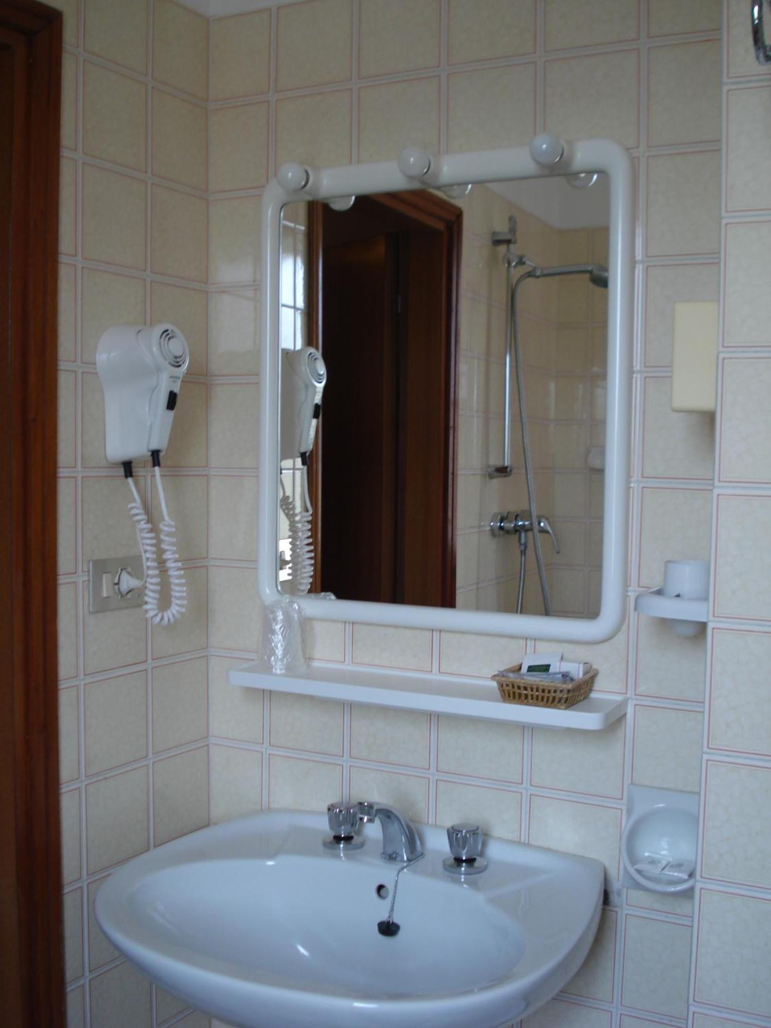 Hotel Roby 3*
