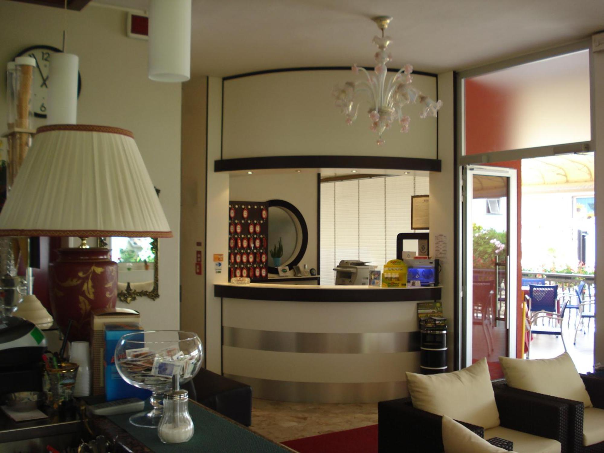 Hotel Roby 3*